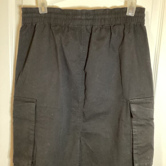 Women's Black Maxi Cargo Skirt Utility Pockets Back Slit Casual Goth Witchy - Picture 8 of 10